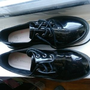 Oxford shoes